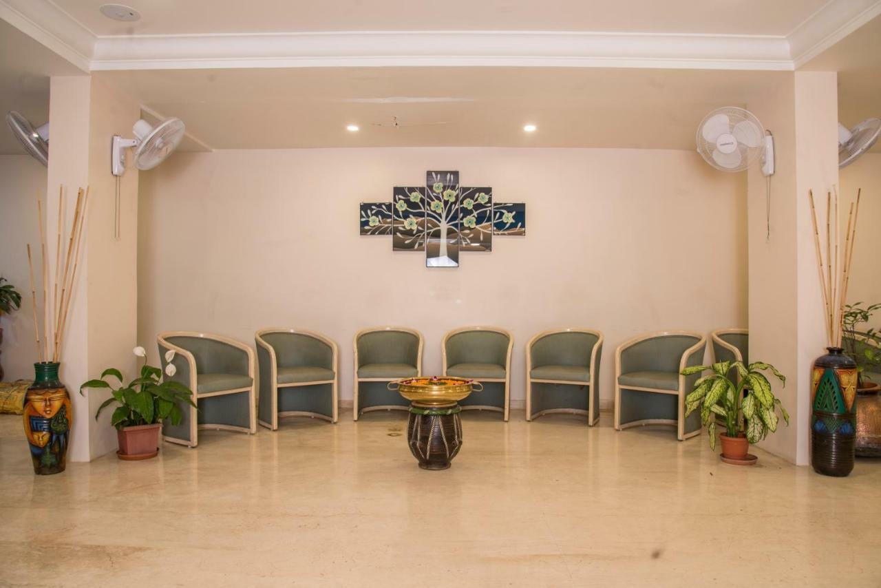 Hotel Ayodhya Kolhapur Buitenkant foto